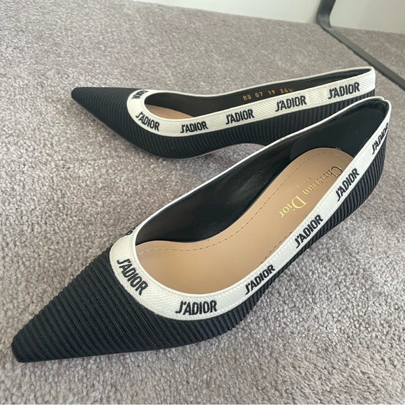 Dior (J’Adior) pumps/ heels - Picture 2 of 6
